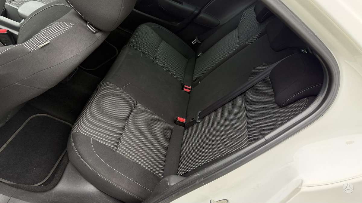 Citroen DS4, 1.6 l., hatchback