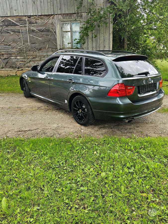 BMW 320, 2.0 l., wagon