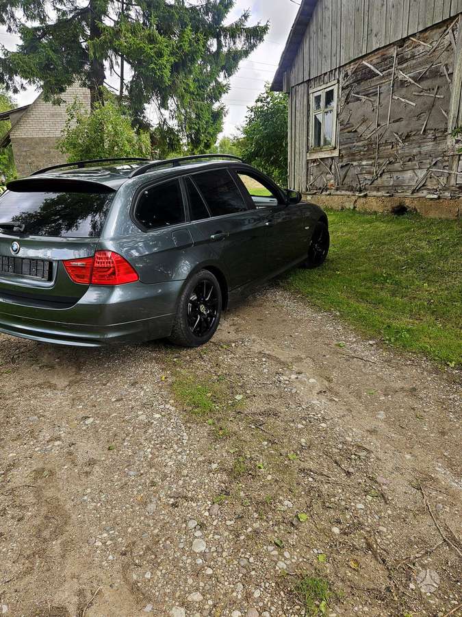 BMW 320, 2.0 l., universalas