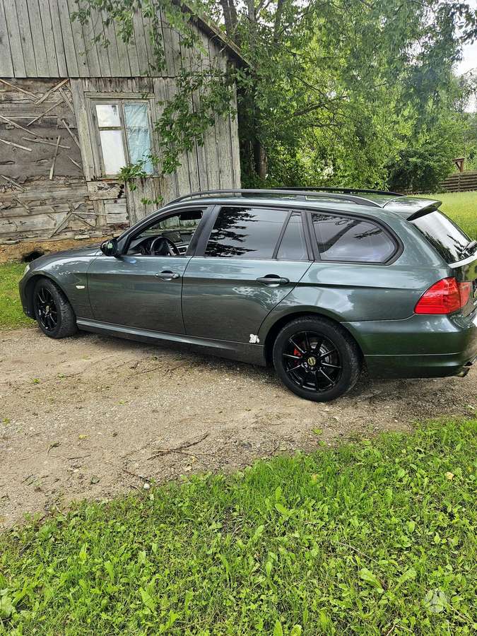 BMW 320, 2.0 l., wagon