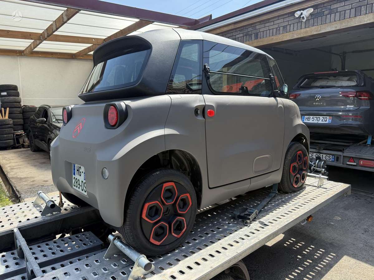Renault Twizy, 11 kWh, hatchback