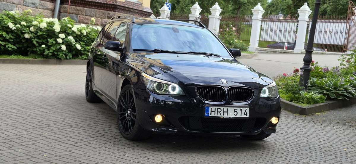 BMW 525, 3.0 l., Универсал