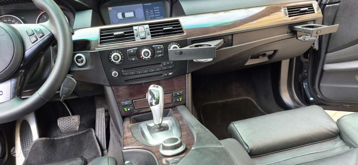 BMW 525, 3.0 l., Универсал