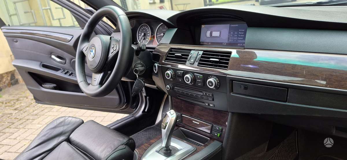 BMW 525, 3.0 l., Универсал