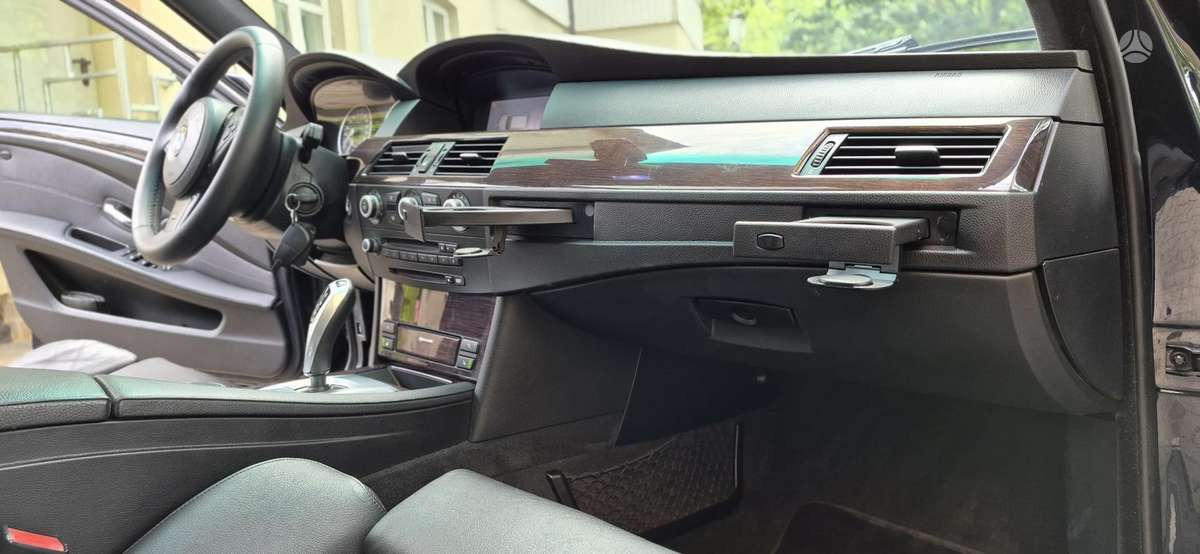 BMW 525, 3.0 l., Универсал