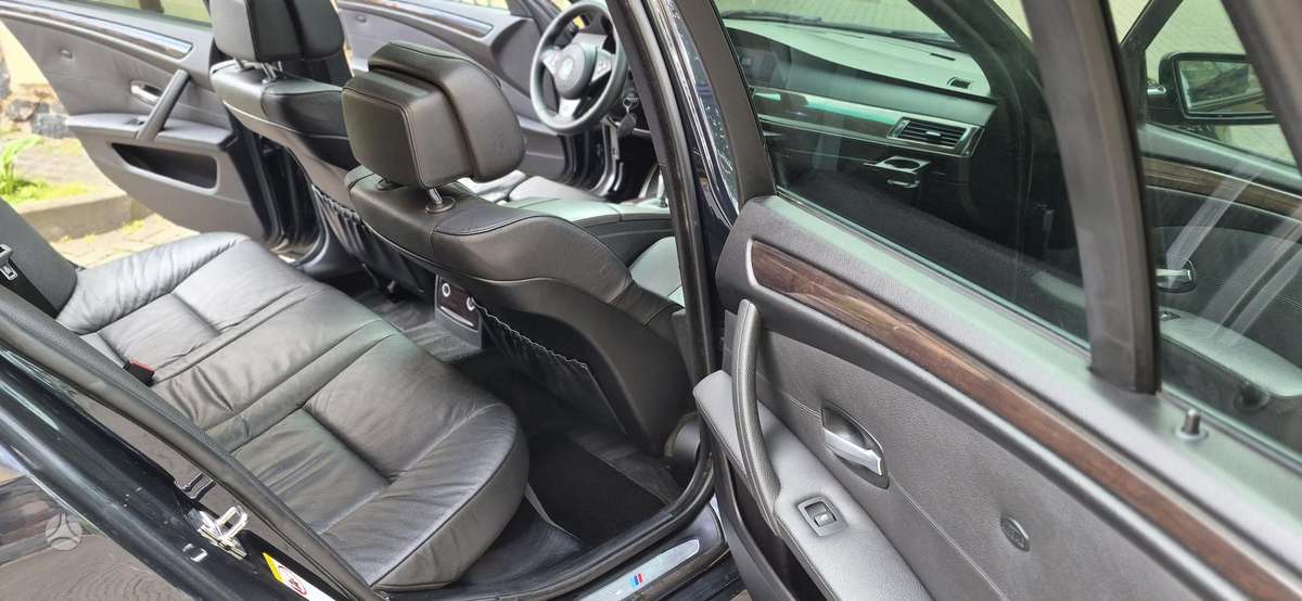 BMW 525, 3.0 l., Универсал