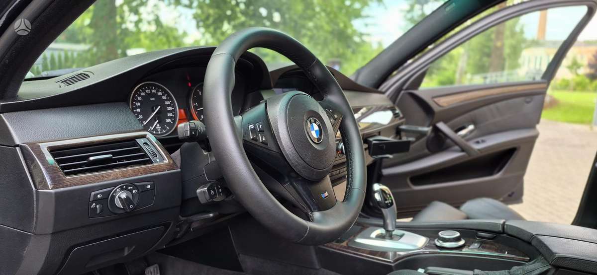 BMW 525, 3.0 l., Универсал