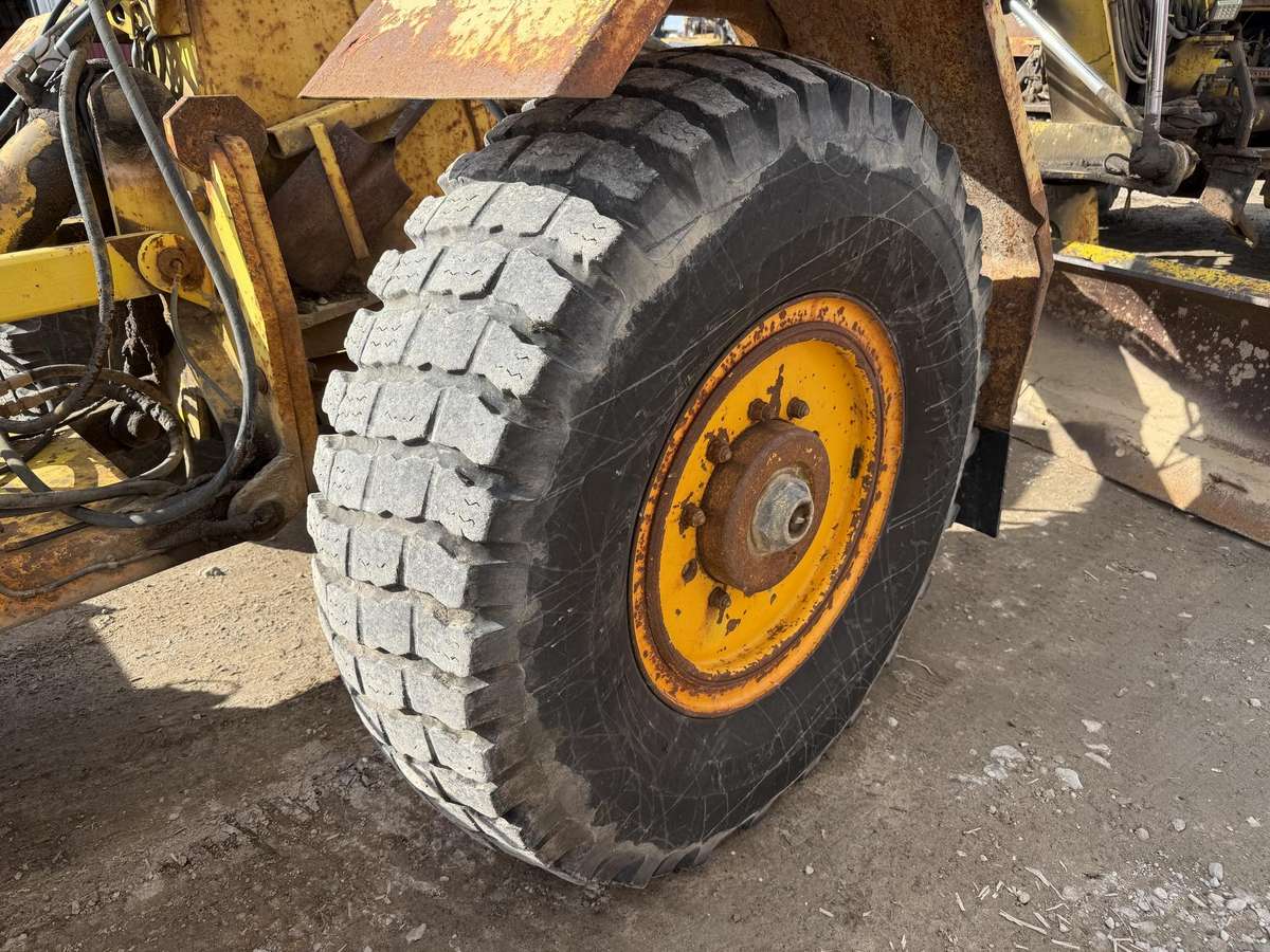 -Kita- Vammas 18 ton, grader
