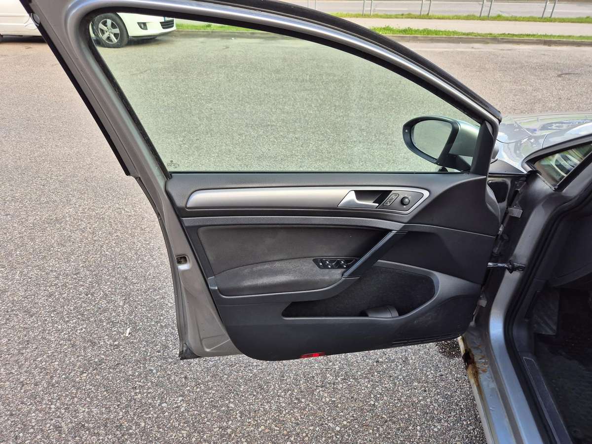 Volkswagen Golf, 1.4 l., Универсал