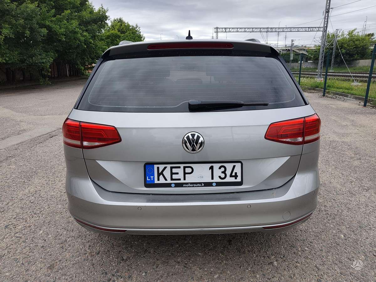 Volkswagen Passat, 2.0 l., Универсал