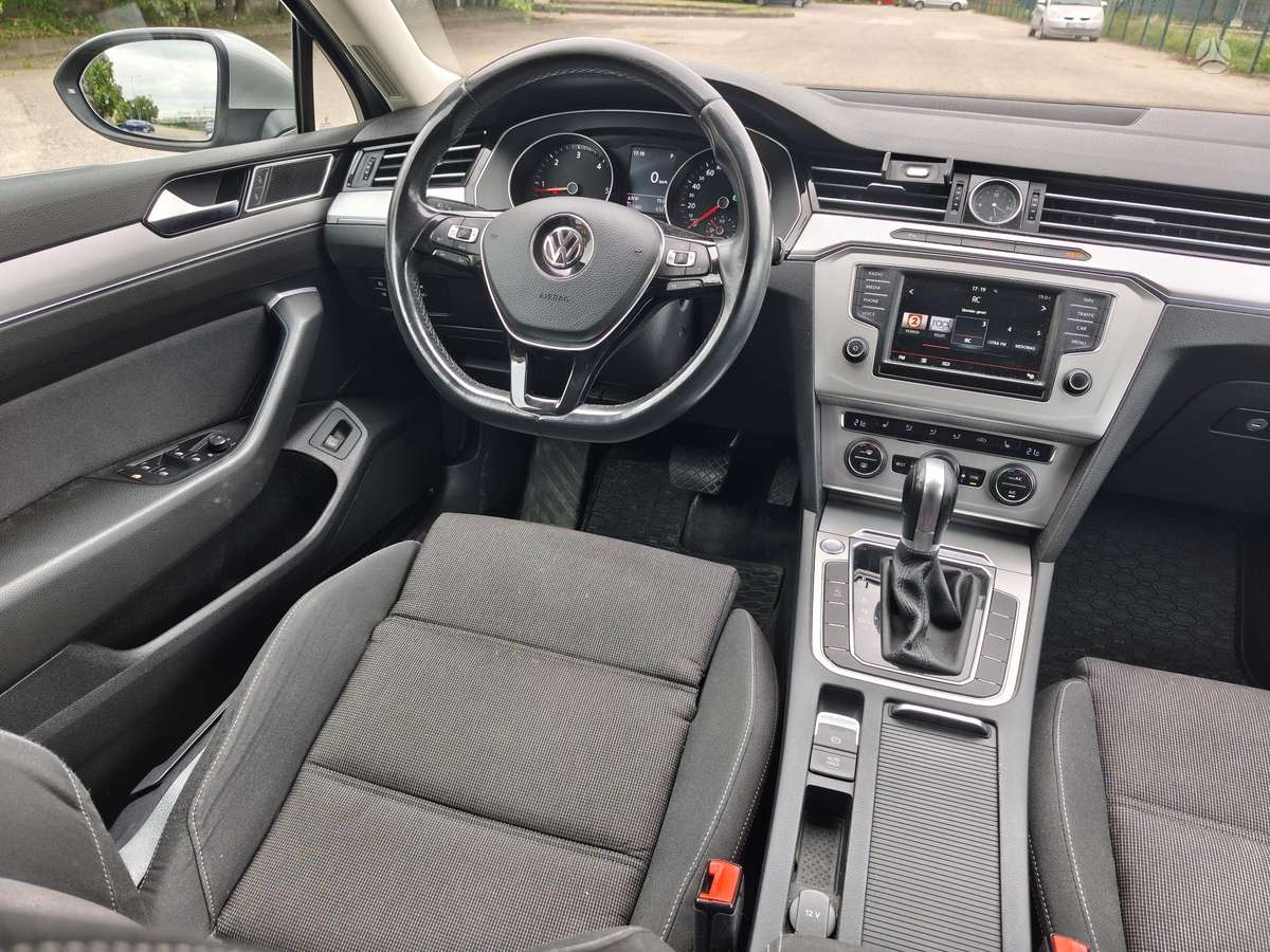Volkswagen Passat, 2.0 l., Универсал