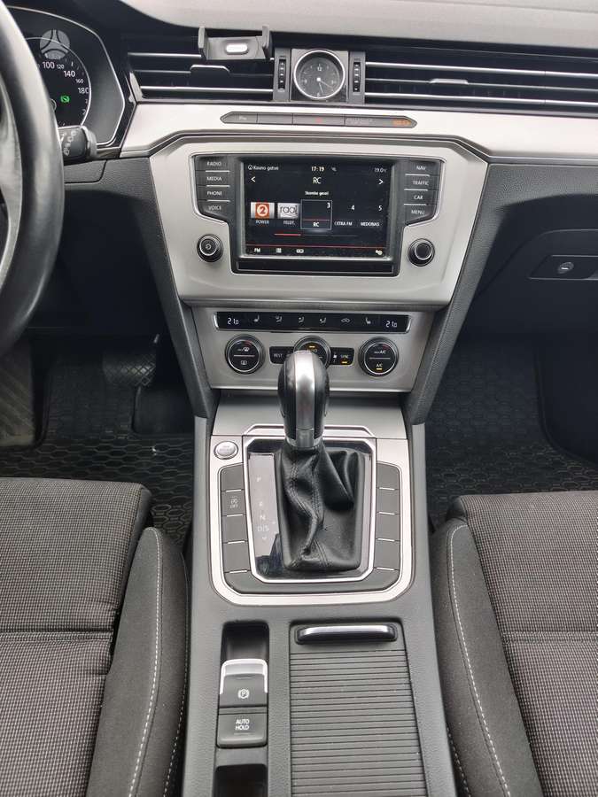 Volkswagen Passat, 2.0 l., Универсал