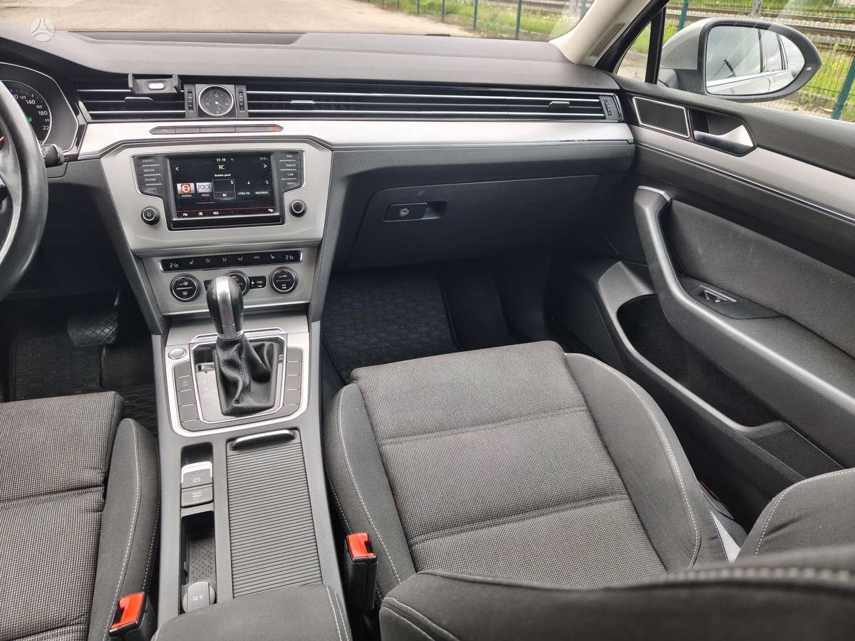 Volkswagen Passat, 2.0 l., Универсал