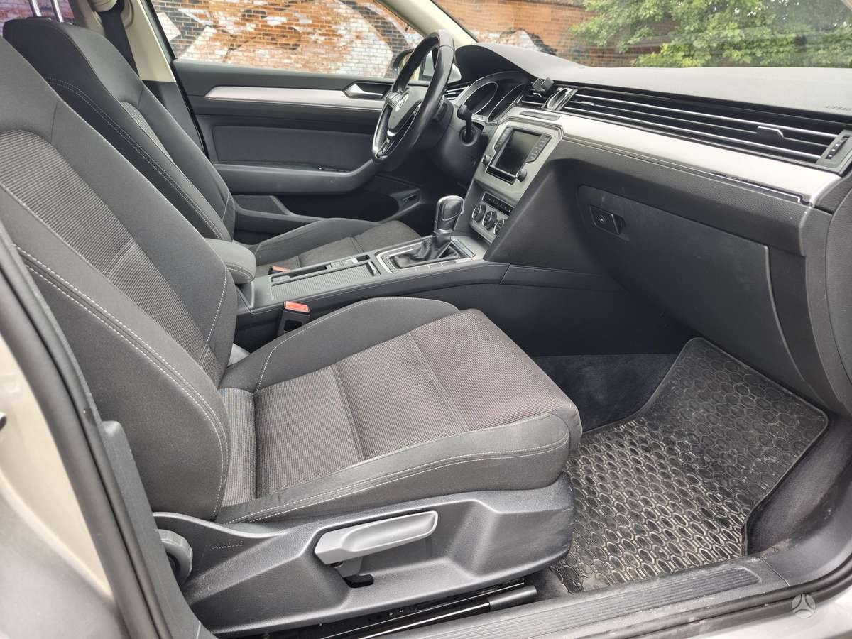 Volkswagen Passat, 2.0 l., Универсал