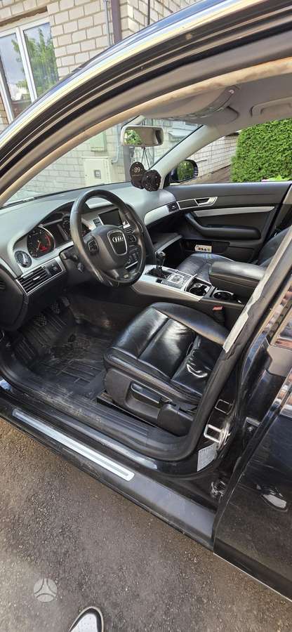 Audi A6, 2.0 l., Седан