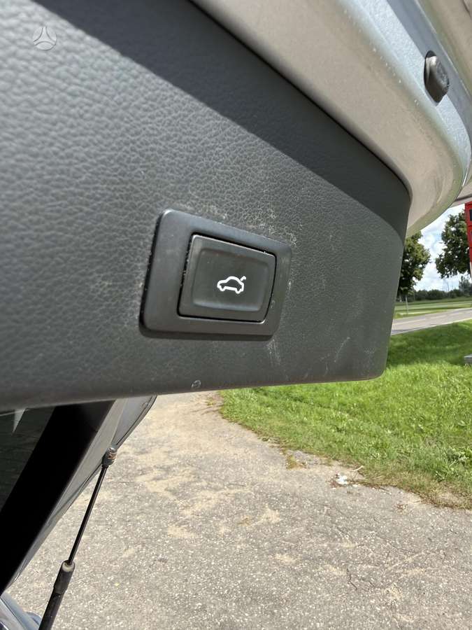 Audi A6, 2.0 l., universalas
