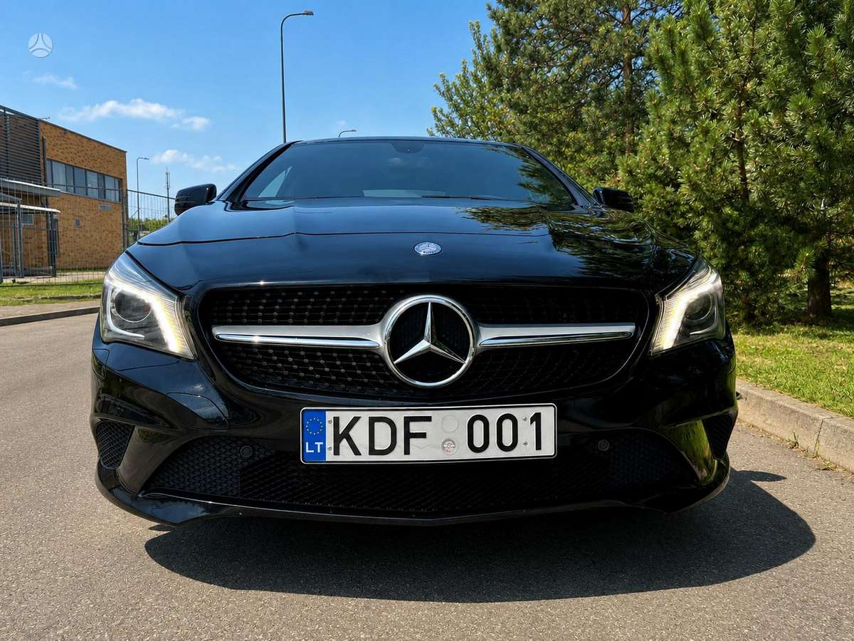 Mercedes-Benz CLA200 - 2