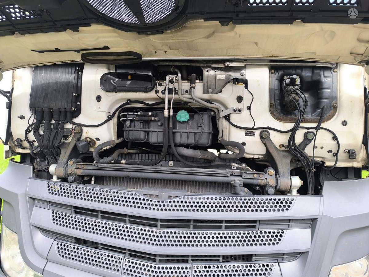 Mercedes-Benz Actros 1845, double sleeper