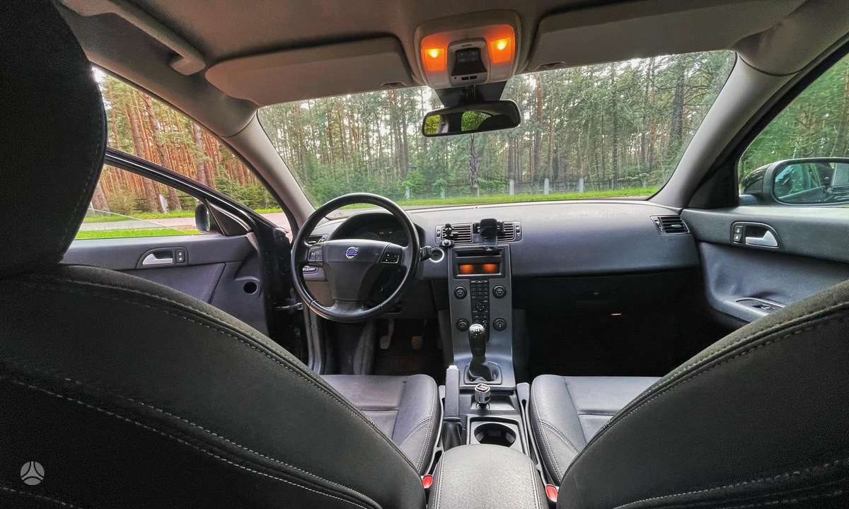 Volvo S40 - 10