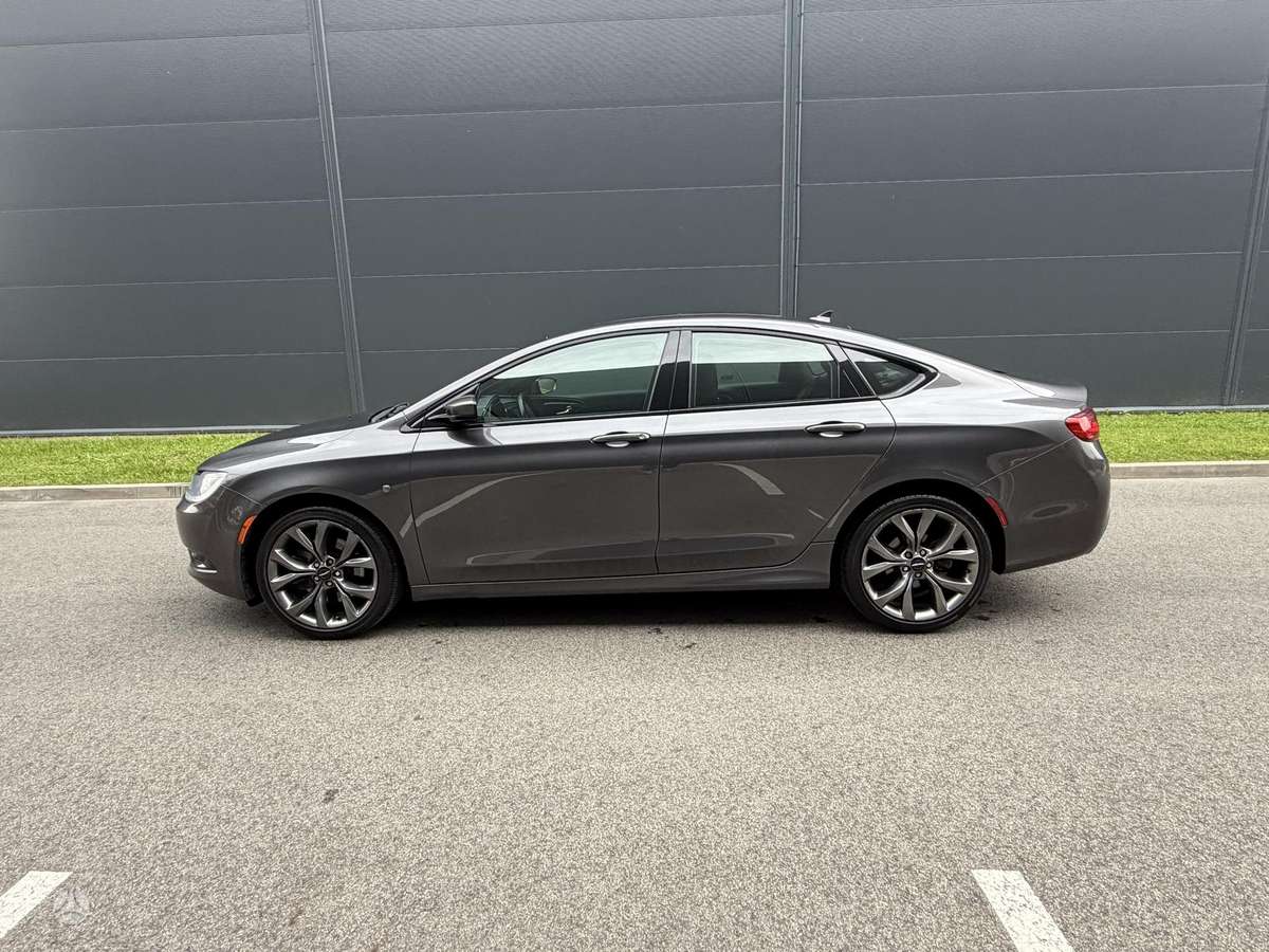 Chrysler 200, 3.6 l., Седан