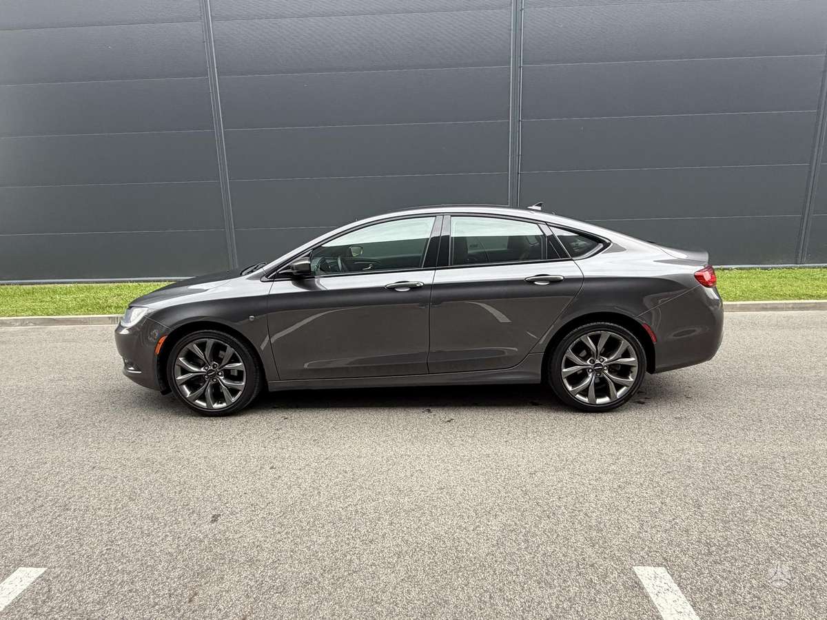 Chrysler 200, 3.6 l., Седан