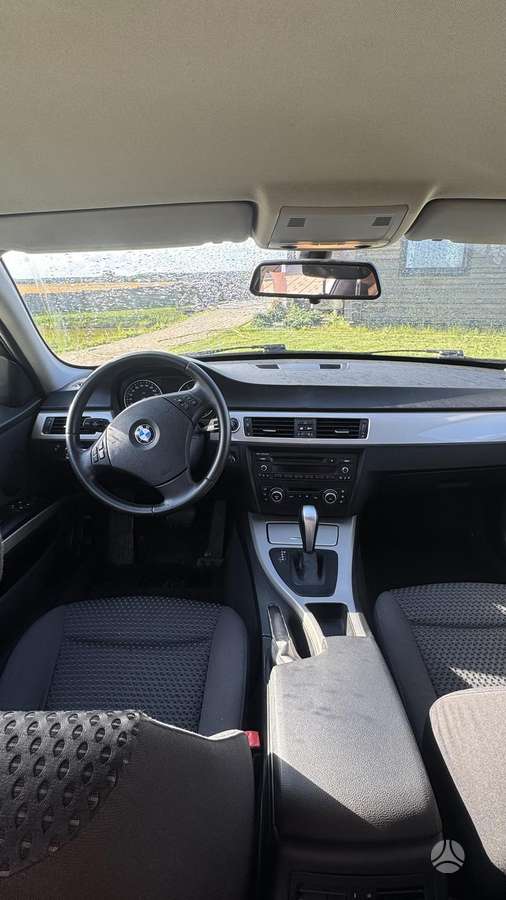 BMW 318, 2.0 l., universalas