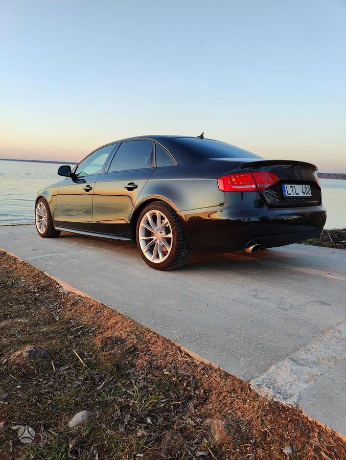 Audi A4, 3.0 l., Седан