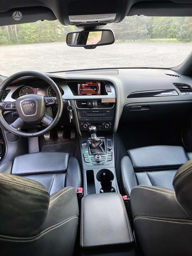 Audi A4, 3.0 l., Седан