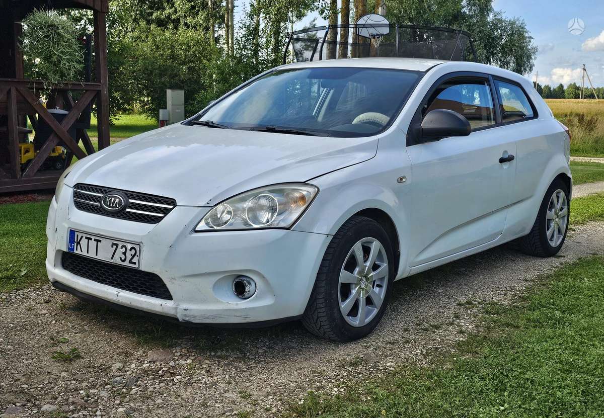 Kia Ceed, 1.6 l., hatchback