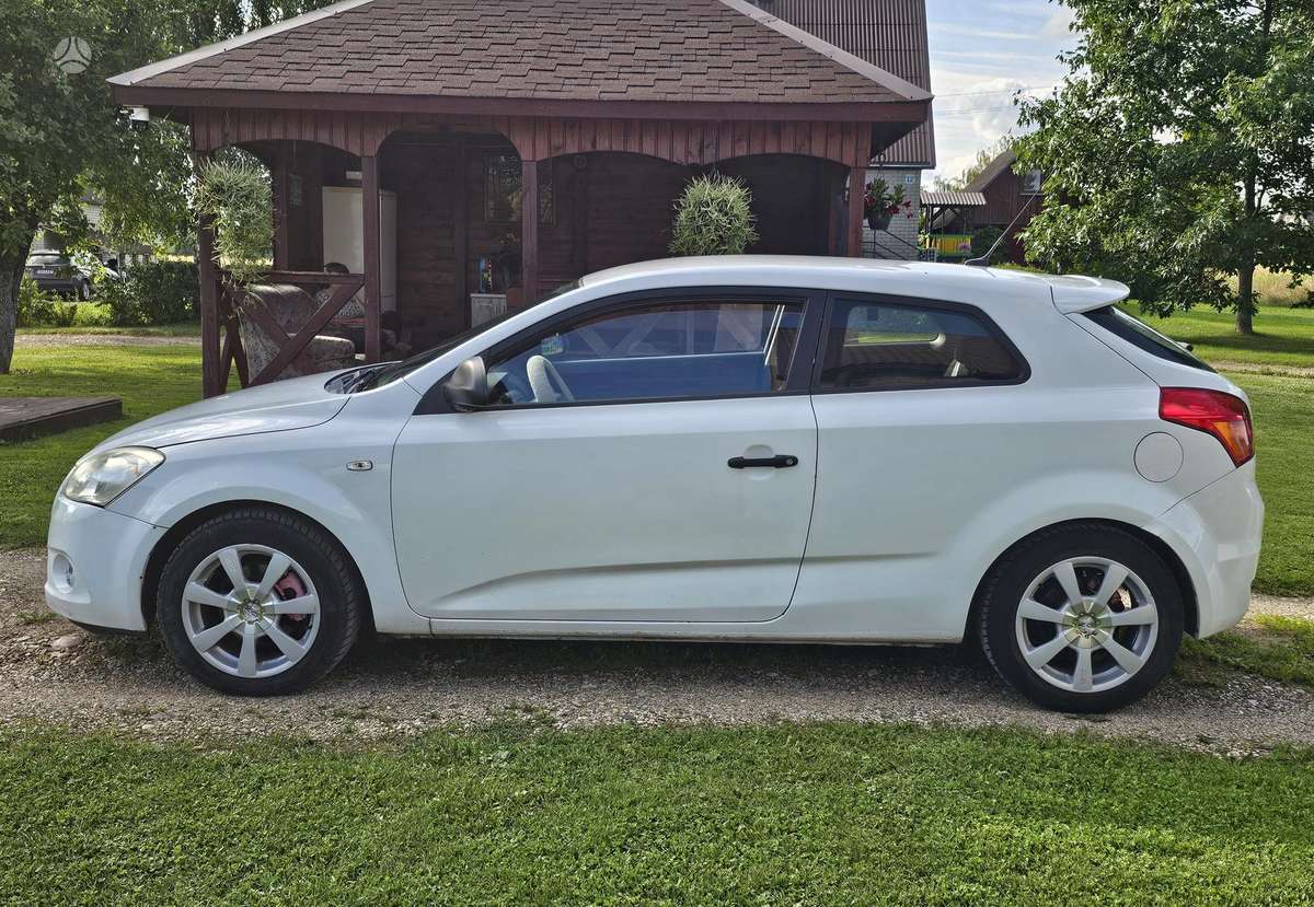 Kia Ceed, 1.6 l., hatchback