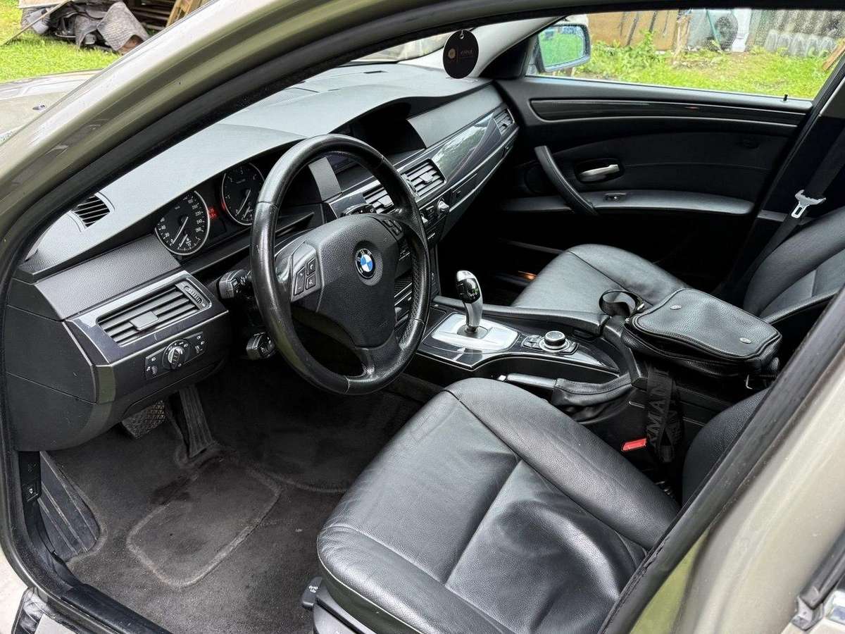 BMW 525, 3.0 l., Универсал