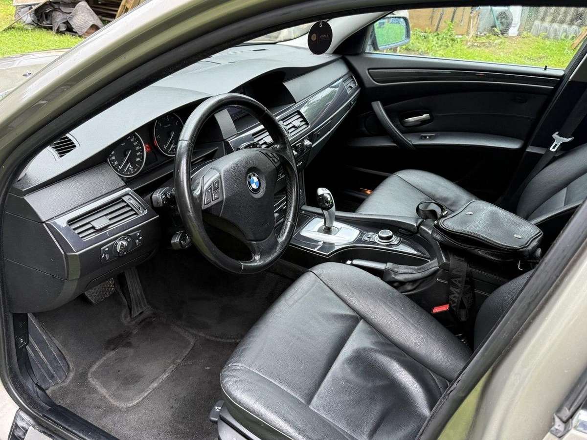 BMW 525, 3.0 l., wagon