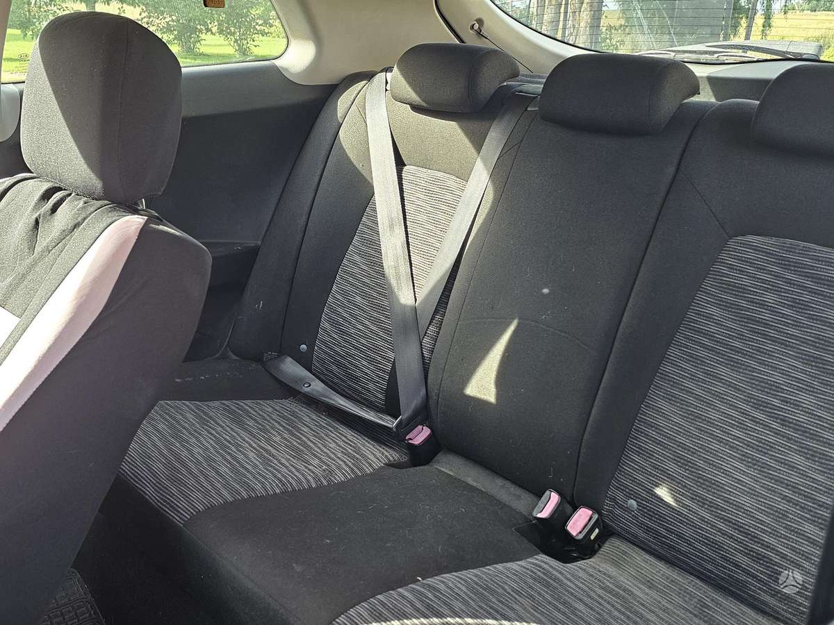 Kia Ceed, 1.6 l., hatchback