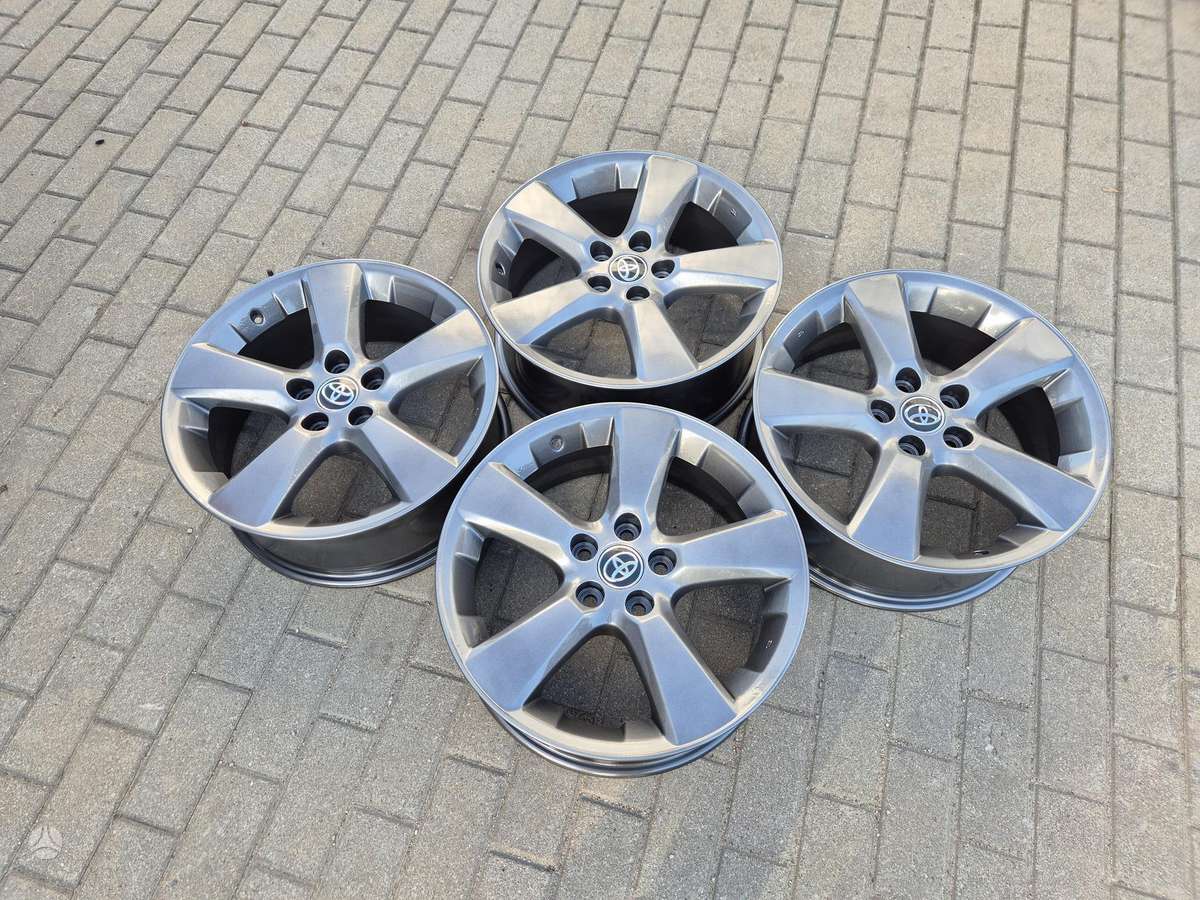 Toyota, lengvojo lydinio, R18