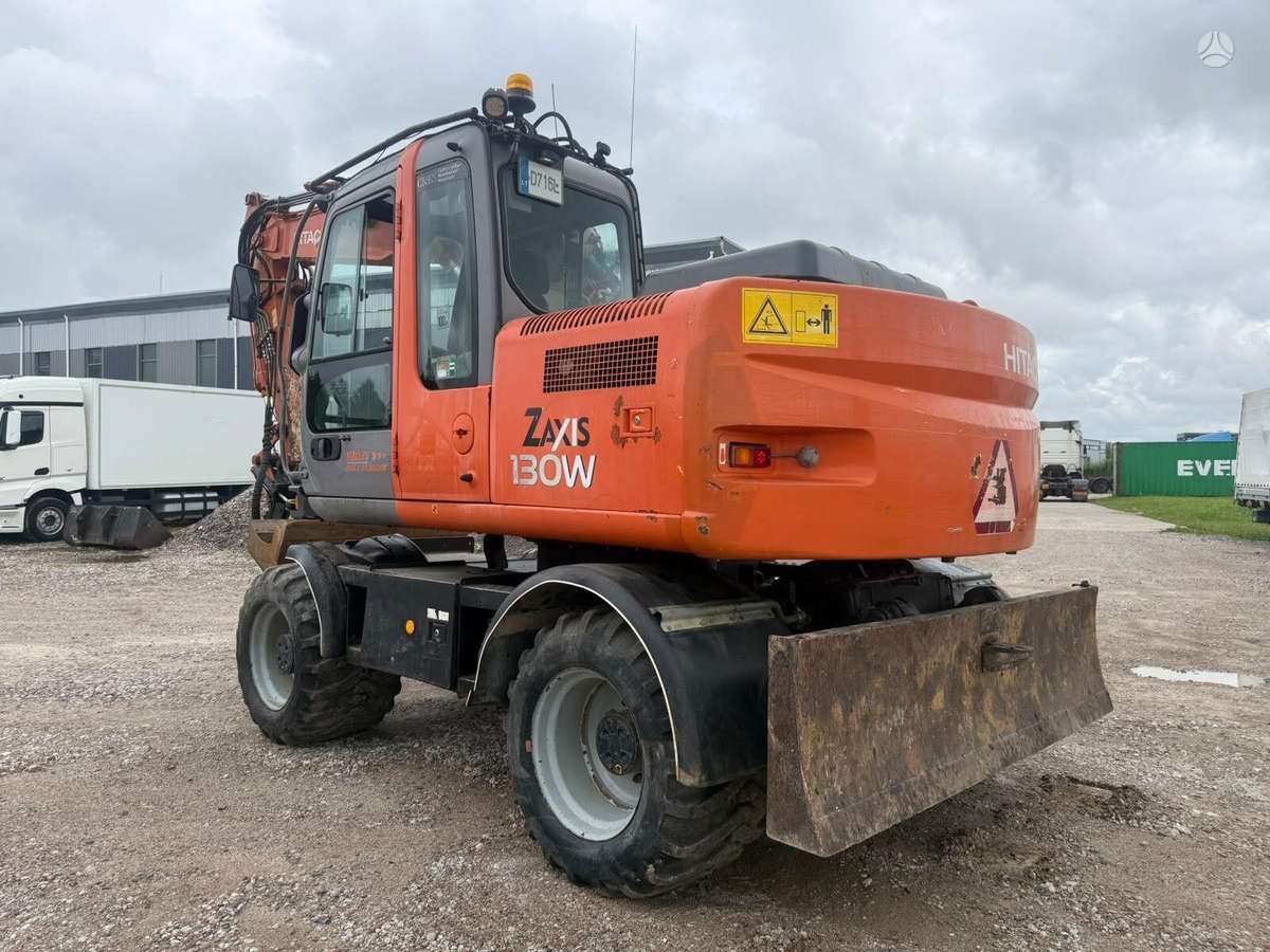 Hitachi ZX130W Rototilt, экскаваторы