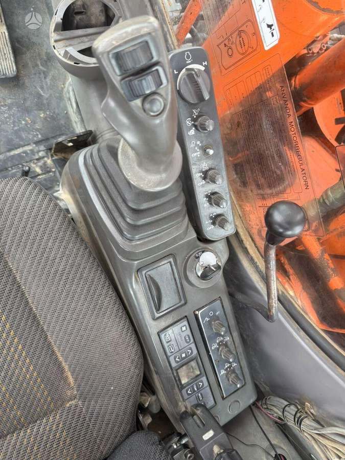 Hitachi ZX130W Rototilt, экскаваторы