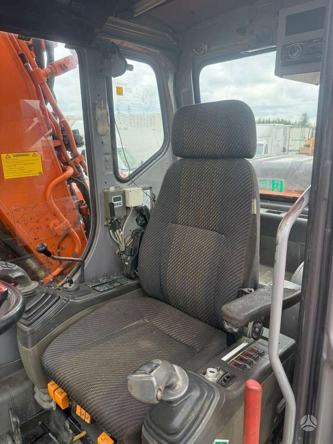 Hitachi ZX130W Rototilt, экскаваторы