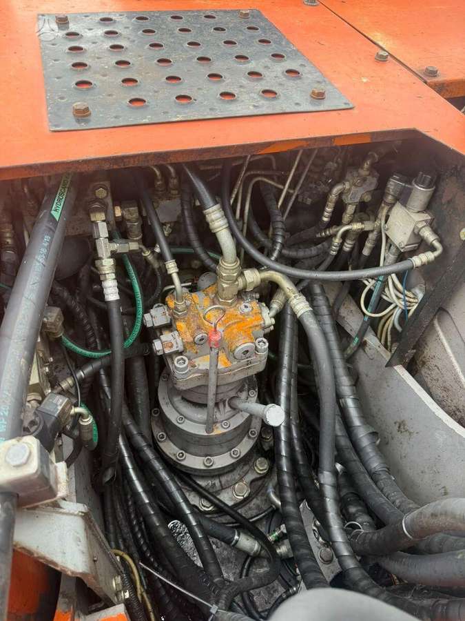 Hitachi ZX130W Rototilt, экскаваторы