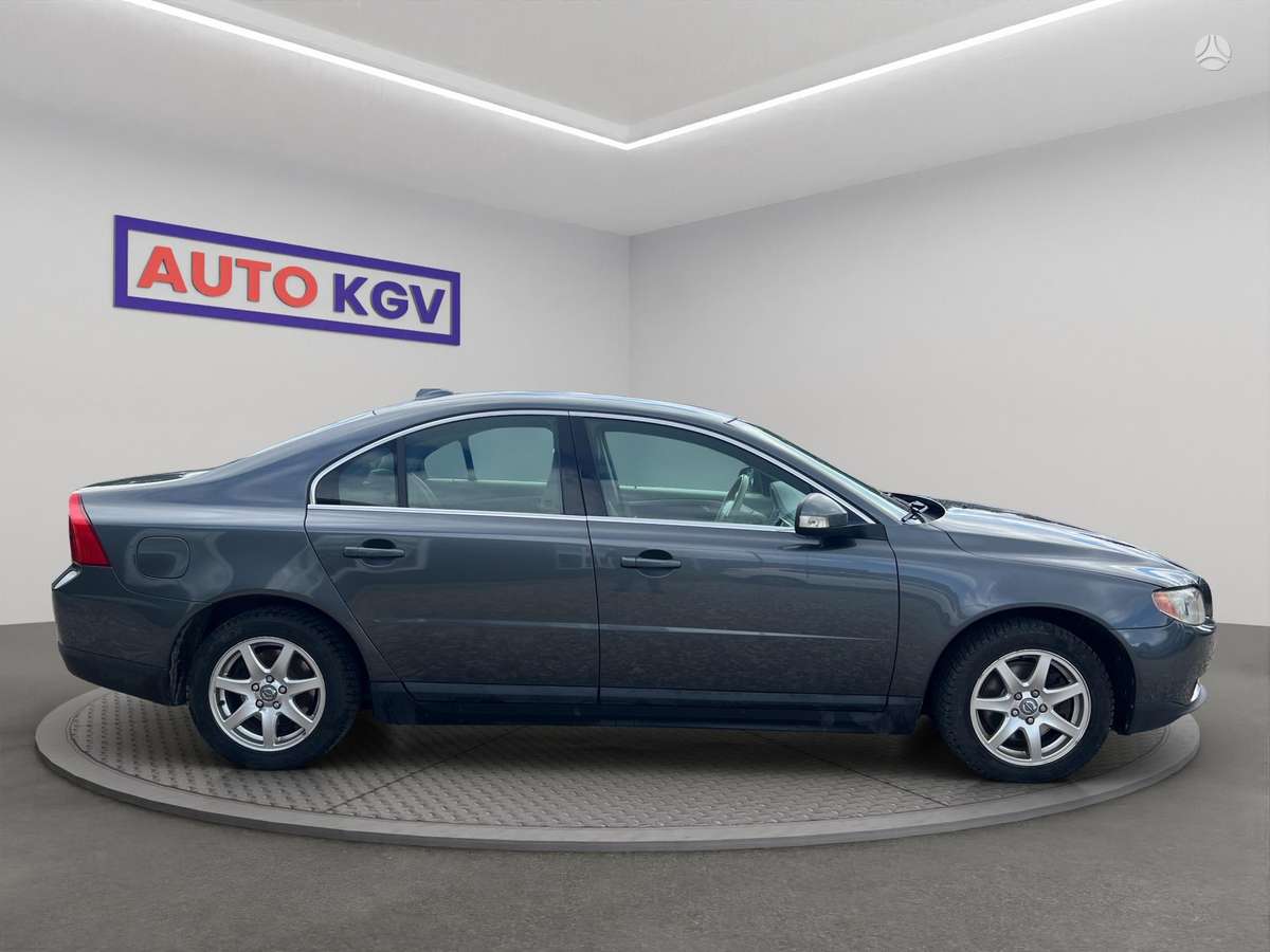 Volvo S80, 2.0 l., Седан