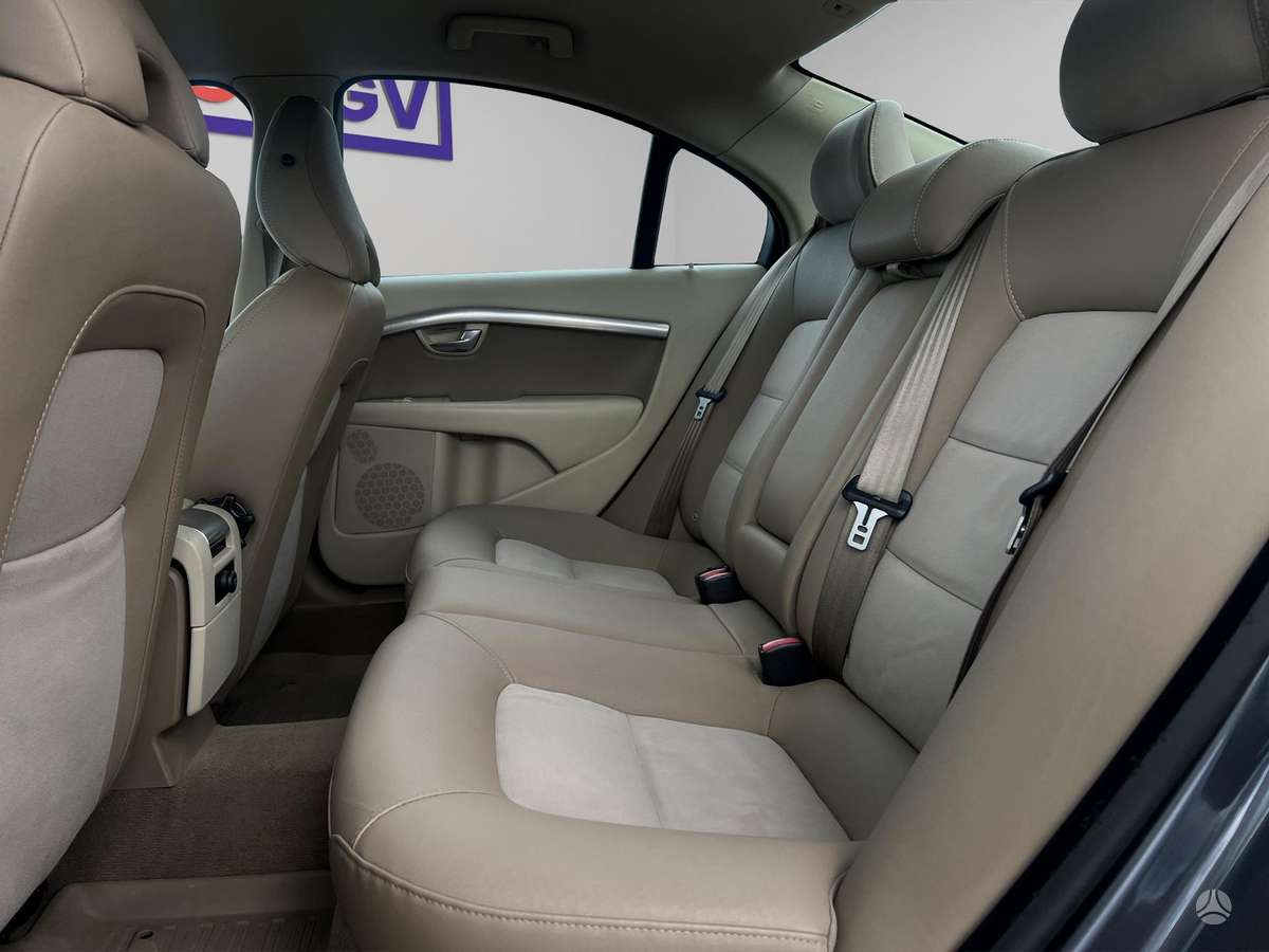 Volvo S80, 2.0 l., Седан