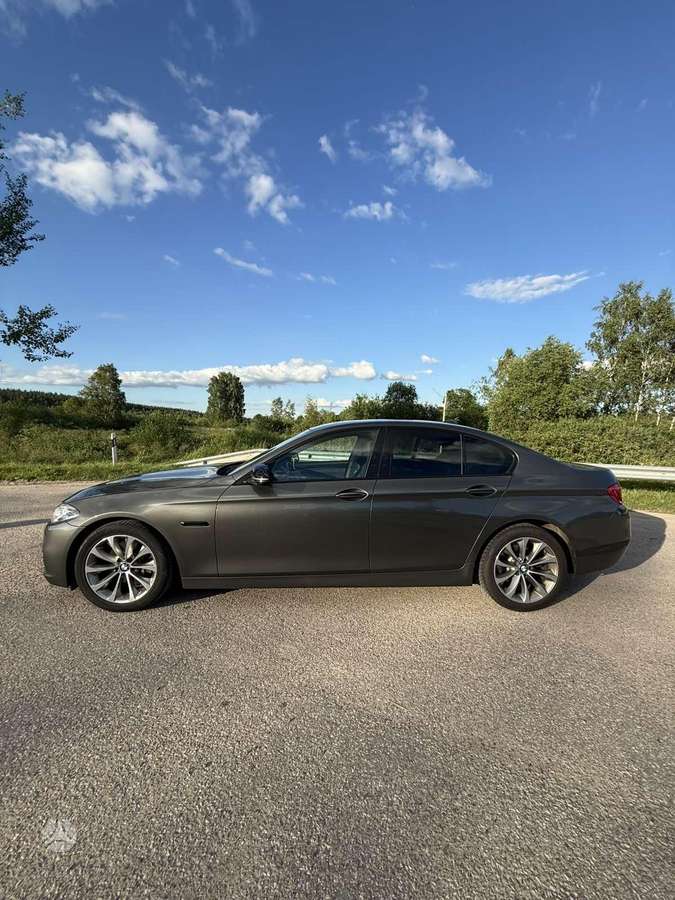 BMW 525, 2.0 l., Седан