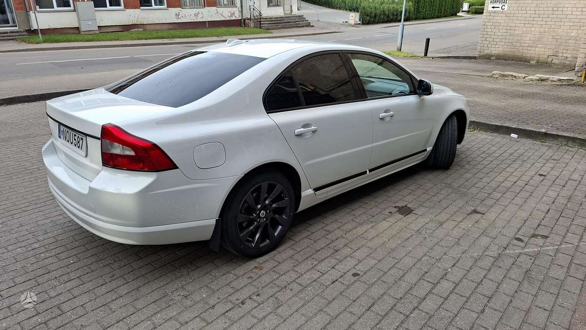 Volvo S80, 2.0 l., Седан