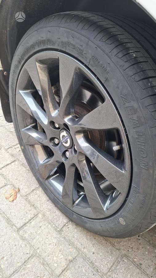 Volvo S80, 2.0 l., Седан