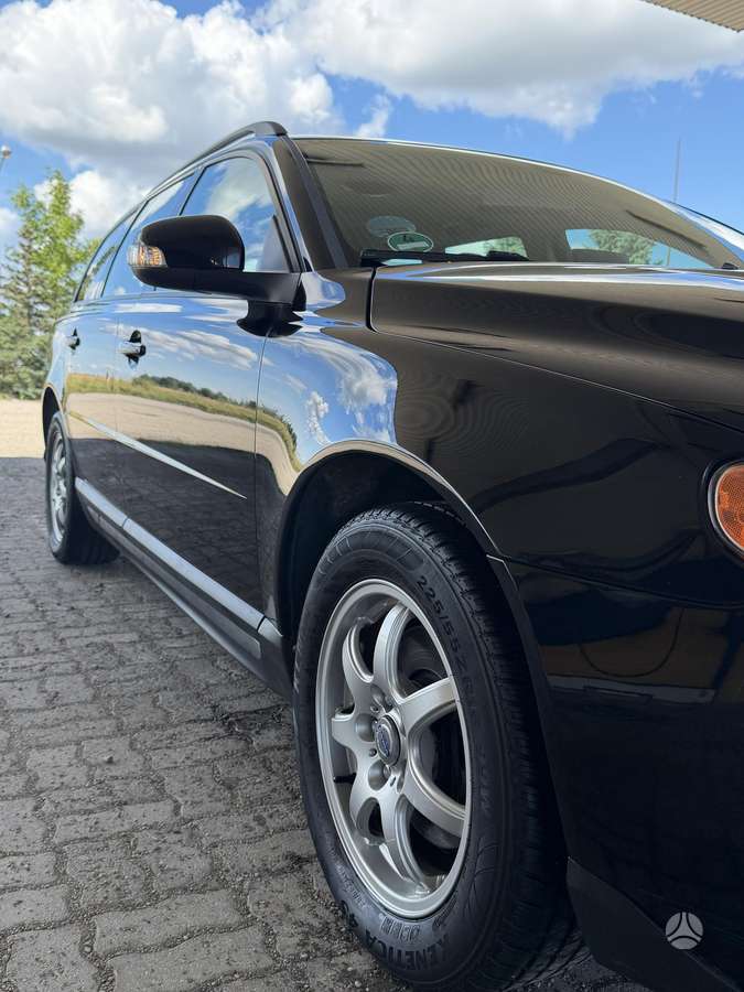 Volvo V70, 2.0 l., Универсал