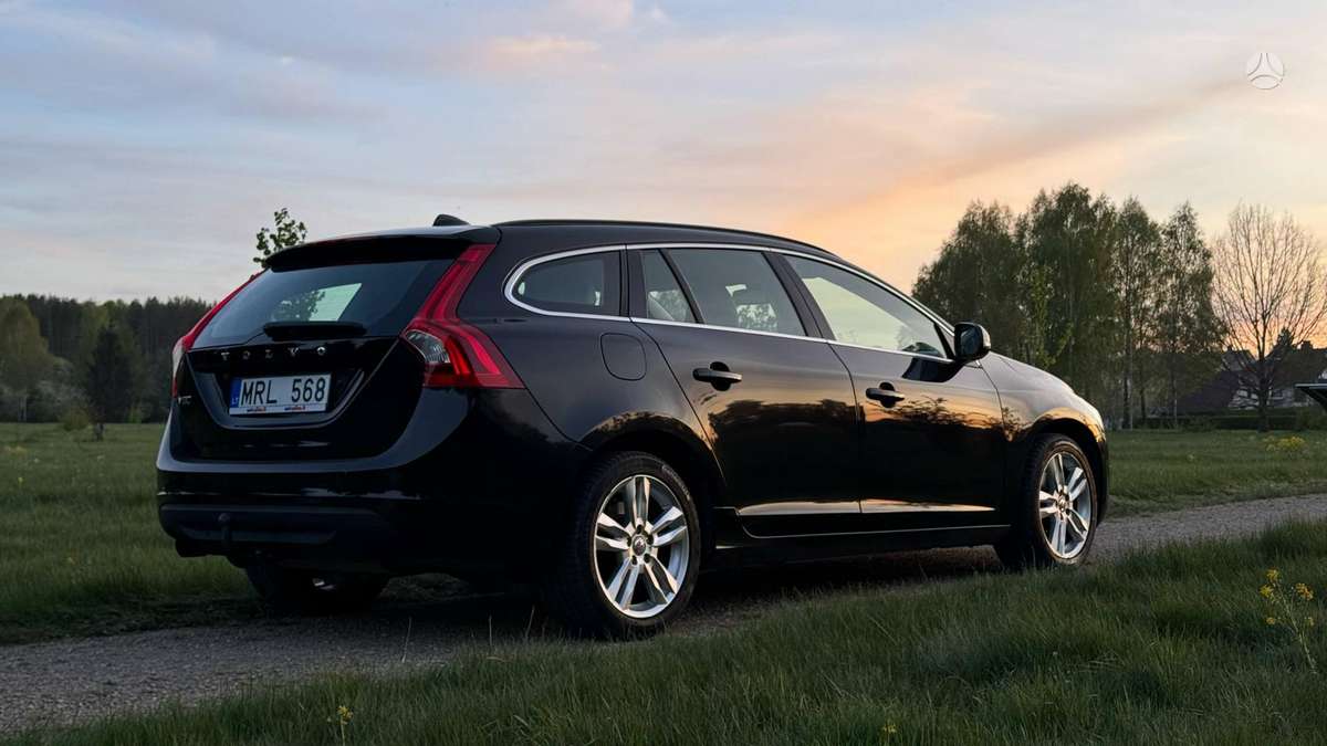 Volvo V60, 1.6 l., universalas