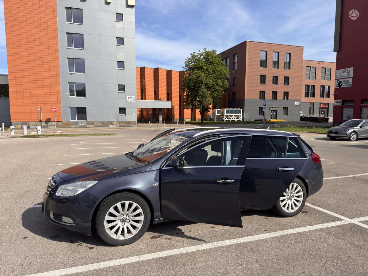Opel Insignia, 2.0 l., Универсал