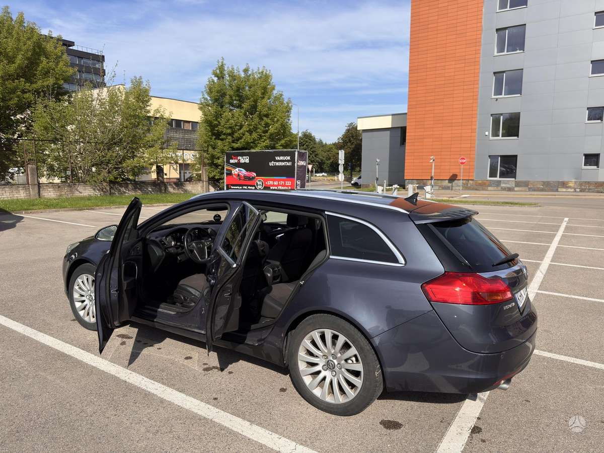 Opel Insignia, 2.0 l., Универсал
