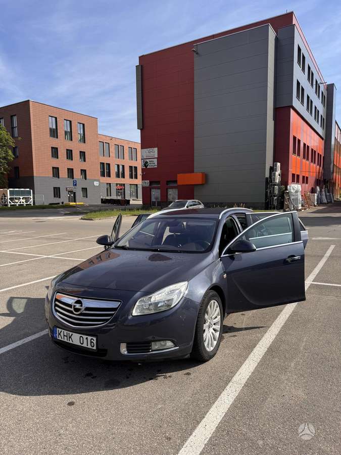 Opel Insignia, 2.0 l., Универсал