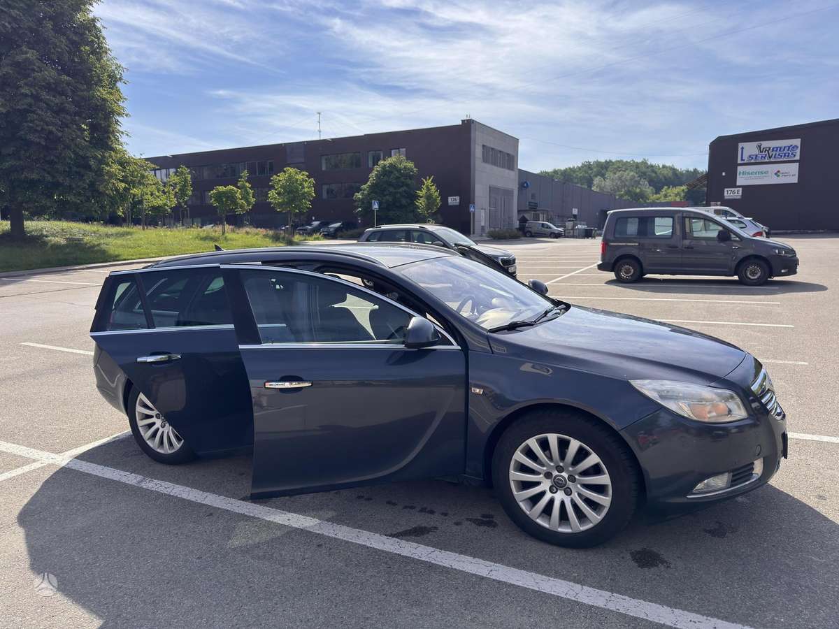 Opel Insignia, 2.0 l., Универсал