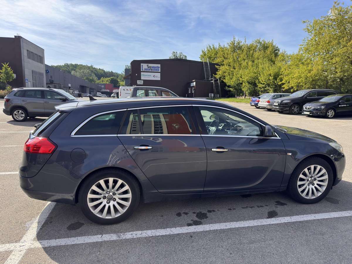Opel Insignia, 2.0 l., Универсал
